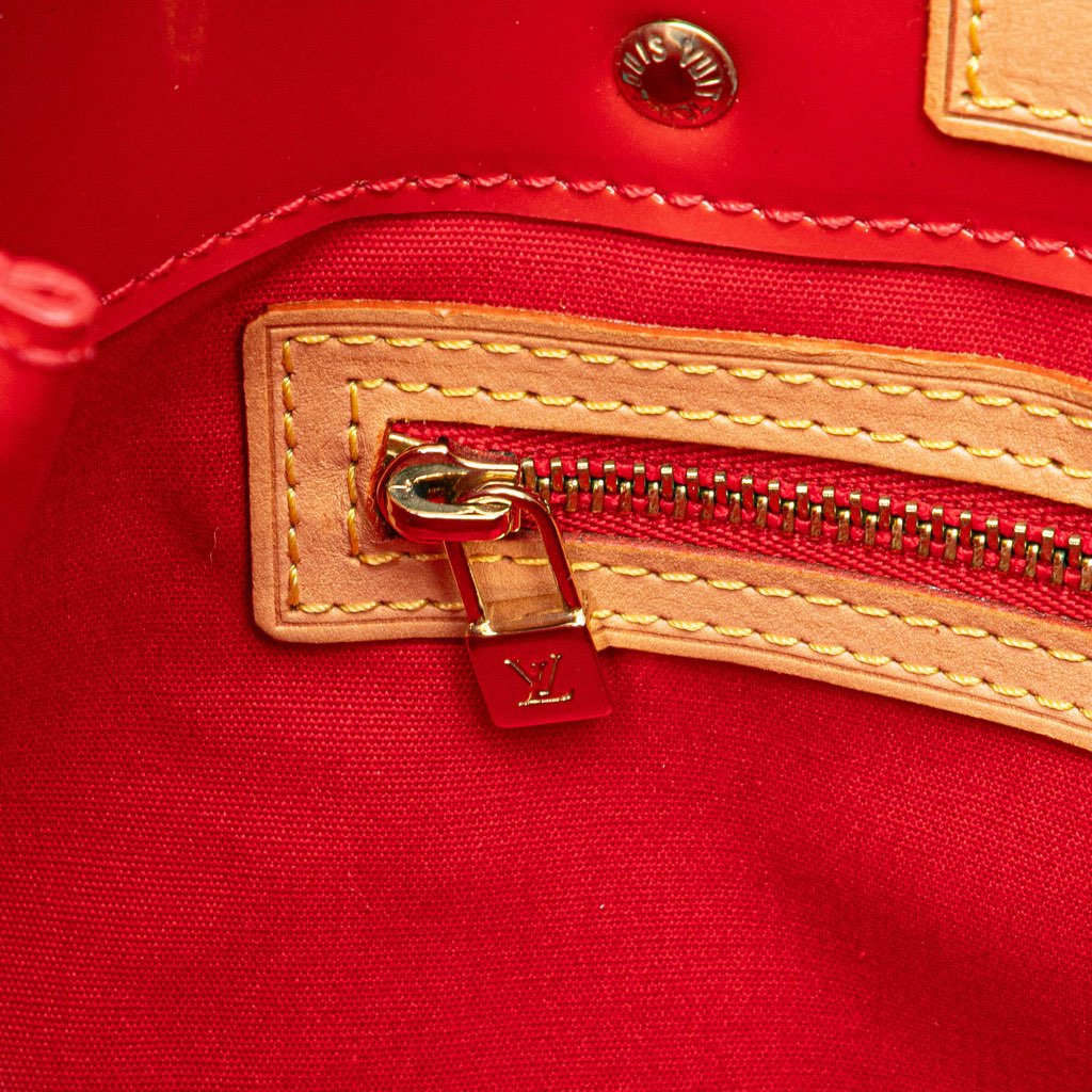 Louis Vuitton Monogram Vernis Reade PM - Image 13