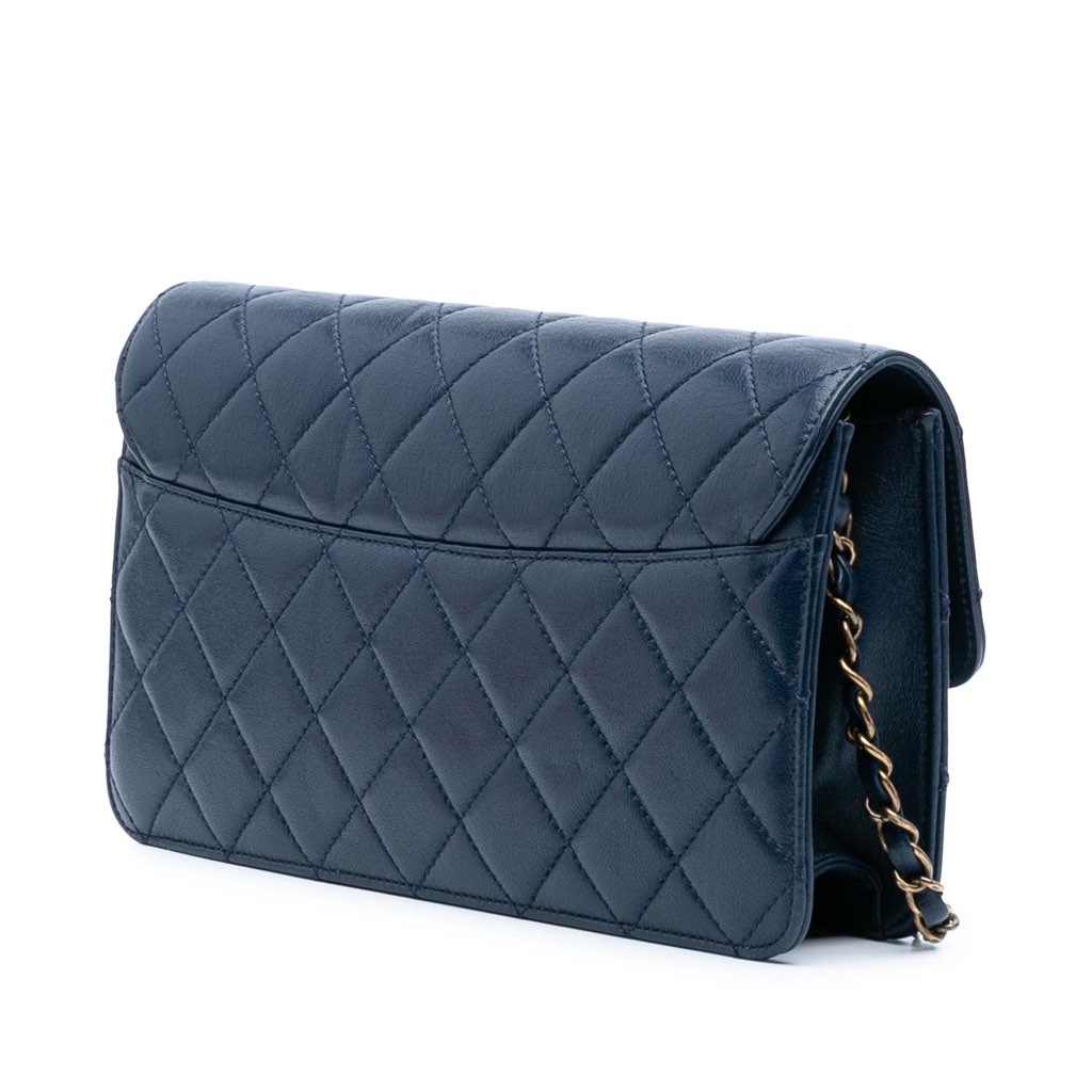 Chanel Medium Sheepskin Beauty Lock Flap - 2