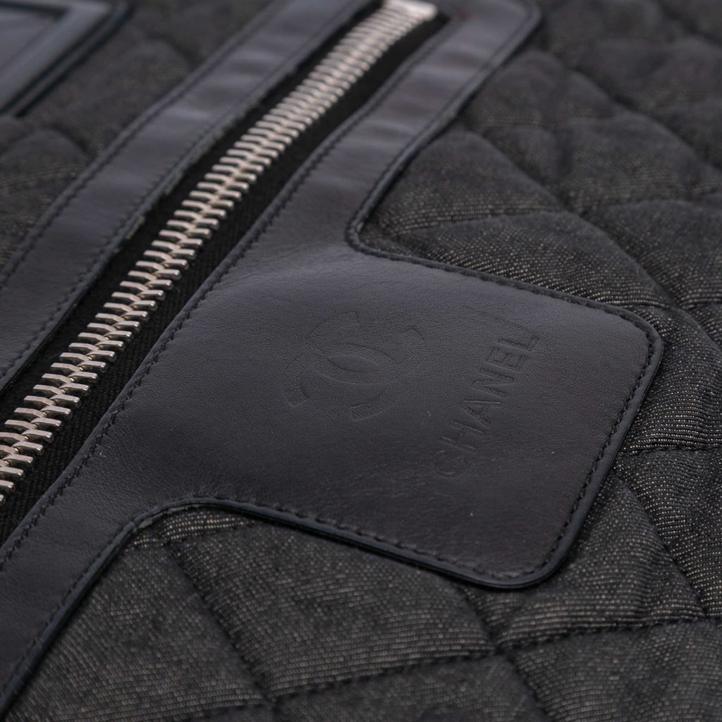 Chanel Large Quilted Denim Coco Cocoon Tote - Detail 2
