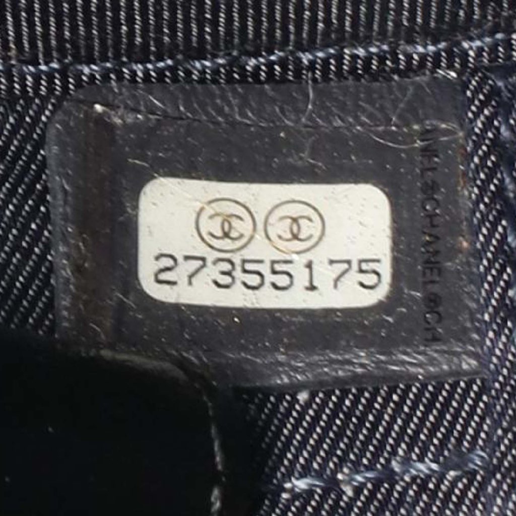 Chanel Crumpled Calfskin En Vogue Round Bag - 5