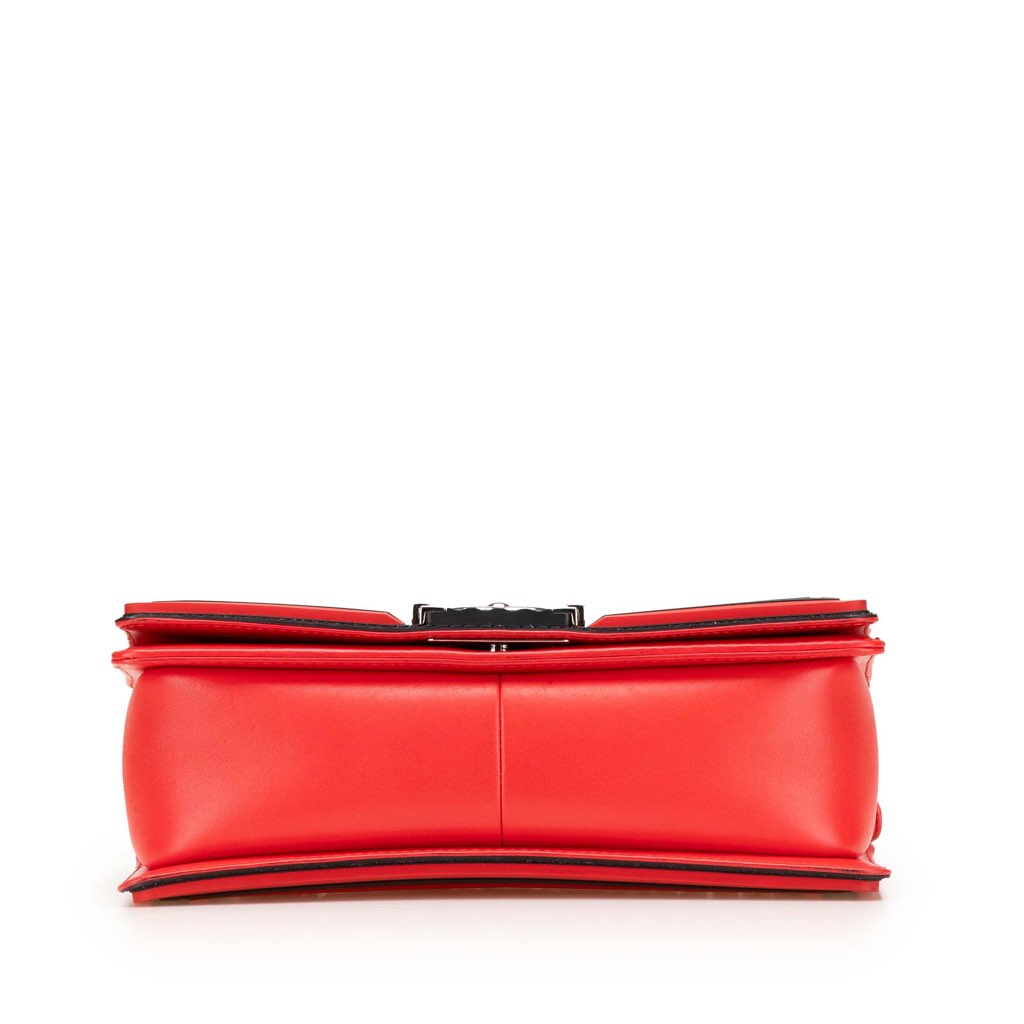 Chanel Old Medium Bicolor Quilted Lambskin and Rubber Boy Flap - Image 6