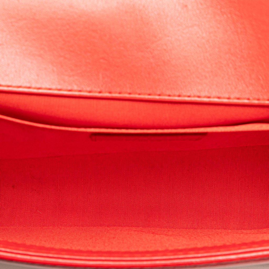 Chanel Old Medium Bicolor Quilted Lambskin and Rubber Boy Flap - 4