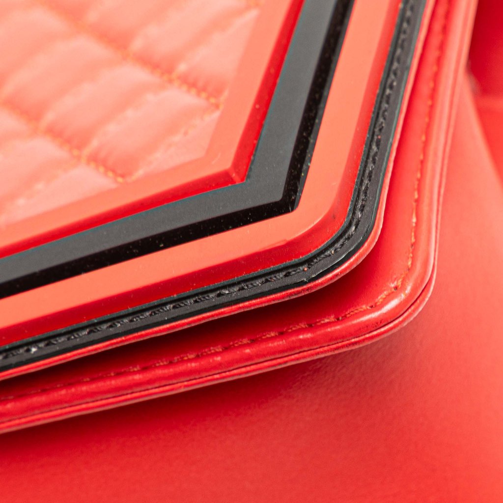 Chanel Old Medium Bicolor Quilted Lambskin and Rubber Boy Flap - Image 10