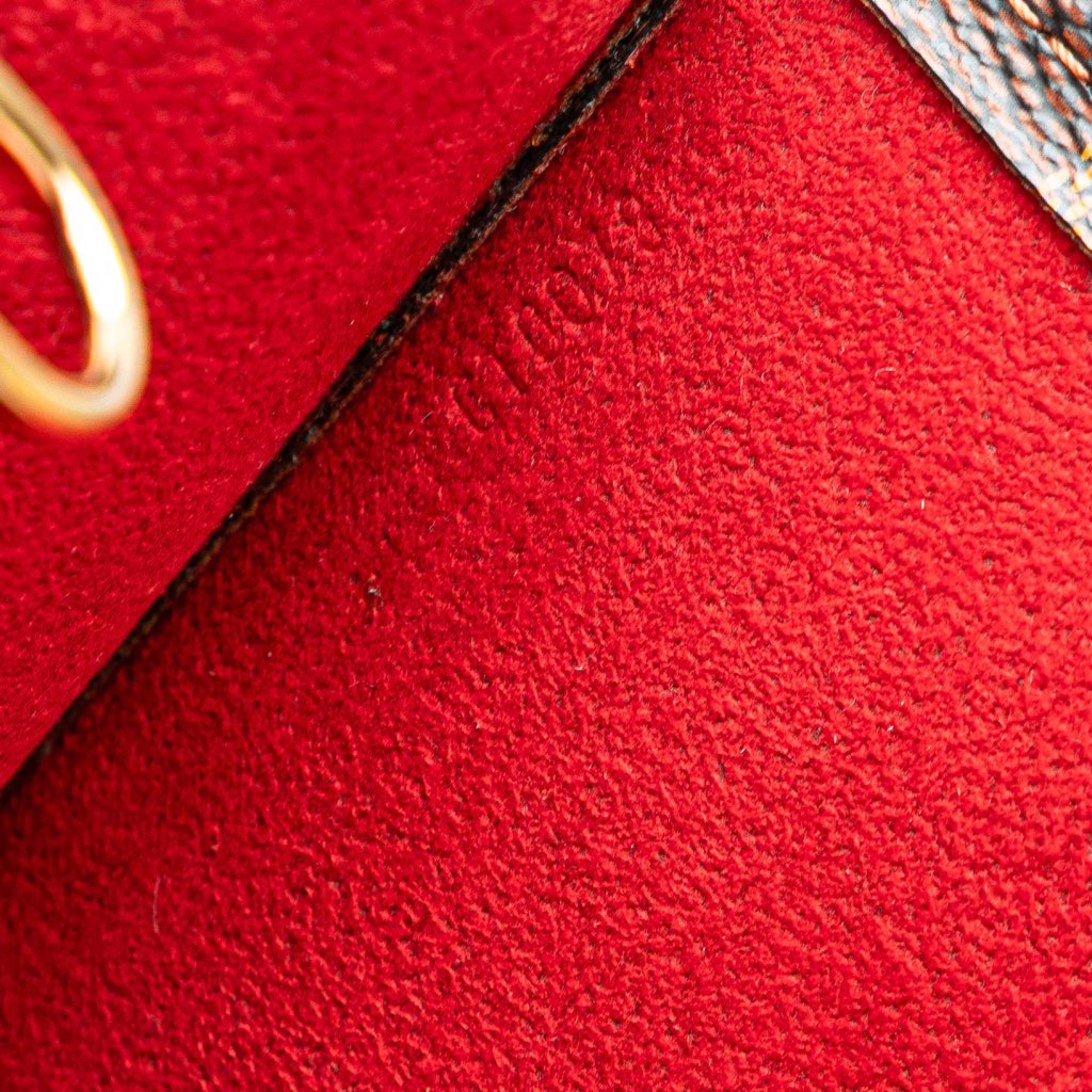 Louis Vuitton Damier Ebene Sac Plat - Detail 1