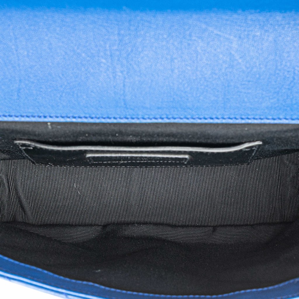 Saint Laurent Medium Matelasse Sheepskin Monogram Envelope Shoulder Bag - 4