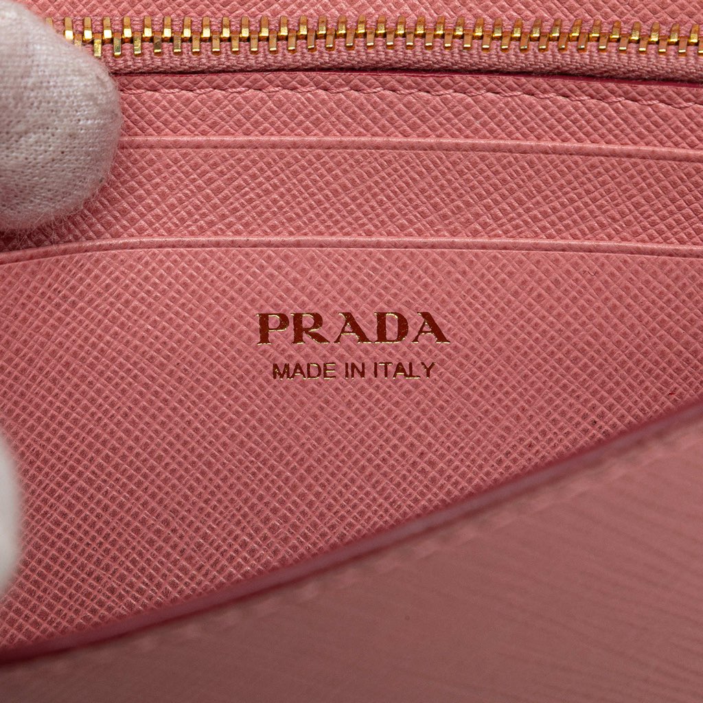 Prada Saffiano Lux Wallet on Chain - Detail 1
