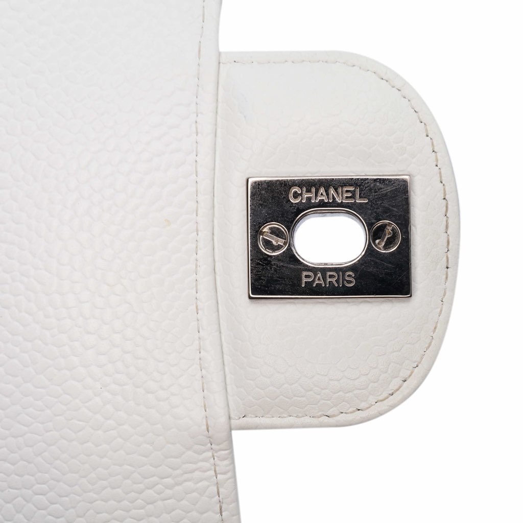 Chanel Medium Classic Caviar Double Flap - Image 10