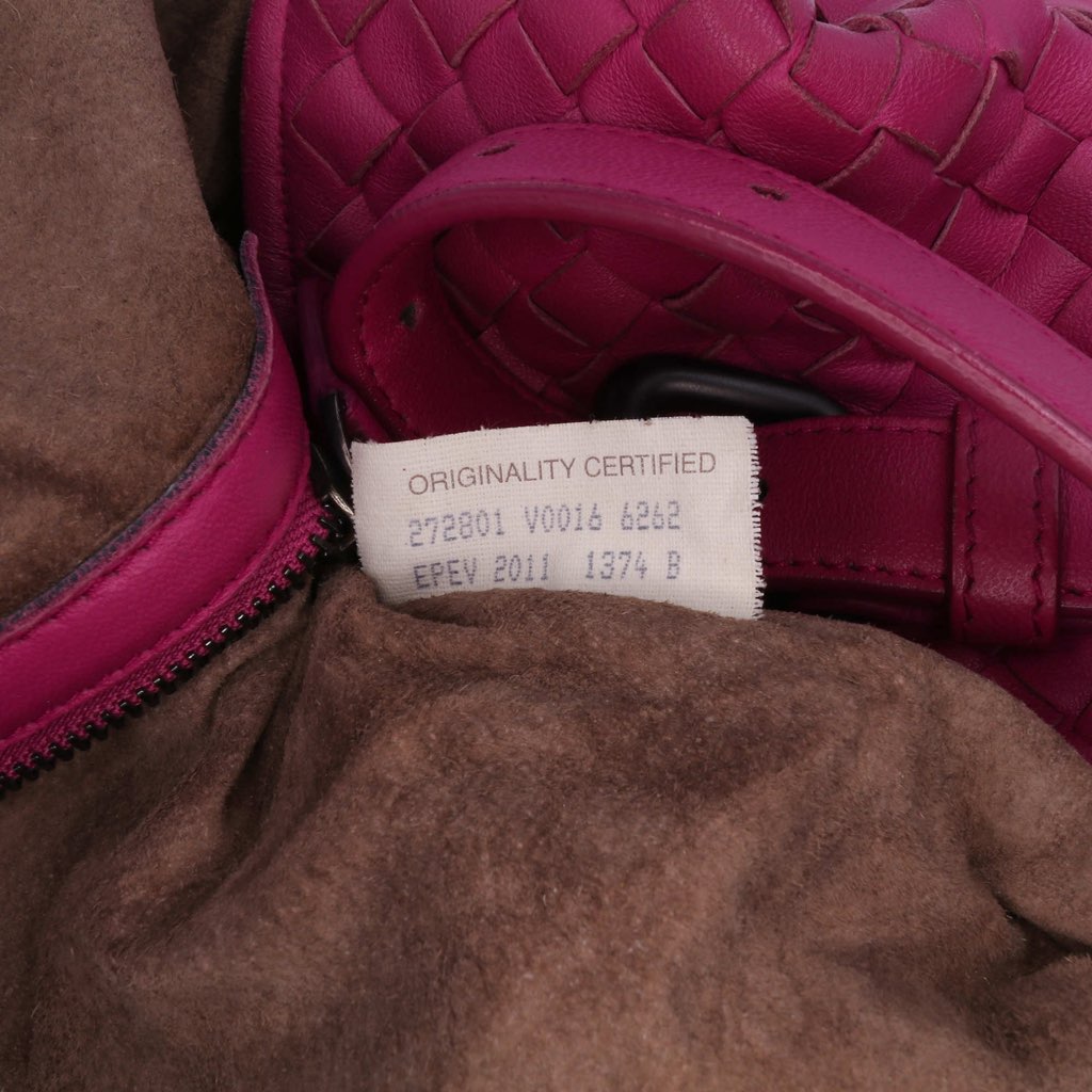 Bottega Veneta Nappa Intrecciato Montaigne Shoulder Bag - 5