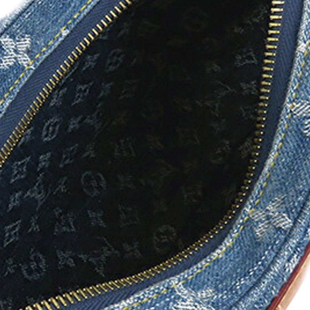 Louis Vuitton Monogram Denim Croissant MM - 4