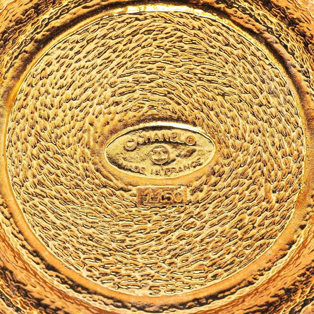 Chanel Gold Plated 31 Rue Cambon Round Brooch - Image 6