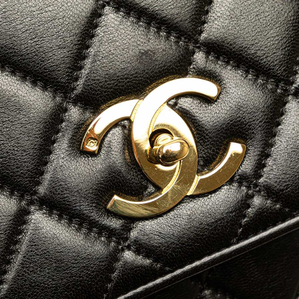 Chanel CC Quilted Lambskin Chain Flap - Image 14