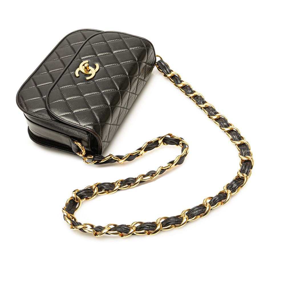 Chanel CC Quilted Lambskin Chain Flap - Image 15