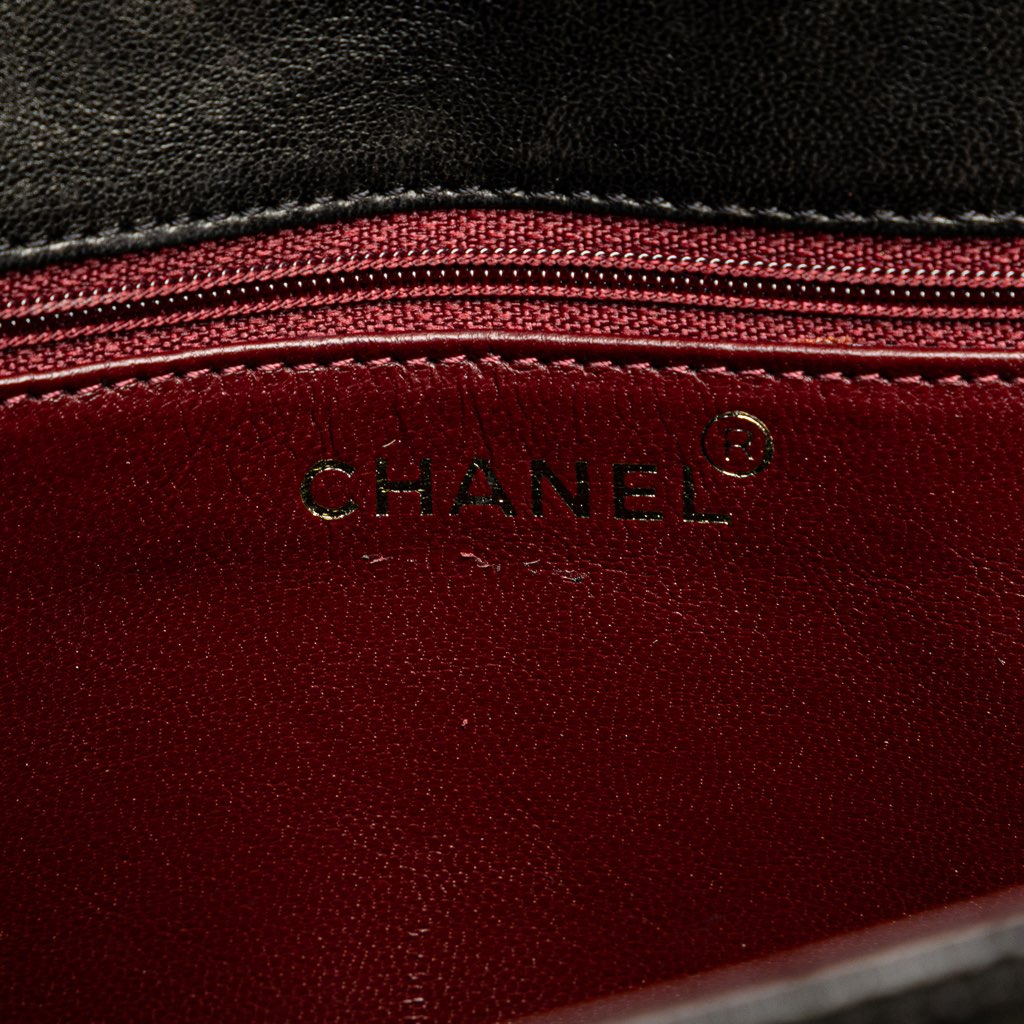 Chanel CC Quilted Lambskin Chain Flap - Side view