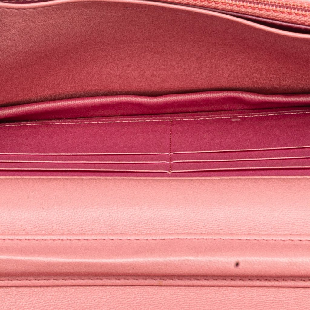 Chanel Embossed Lambskin Camellia Wallet On Chain - 4