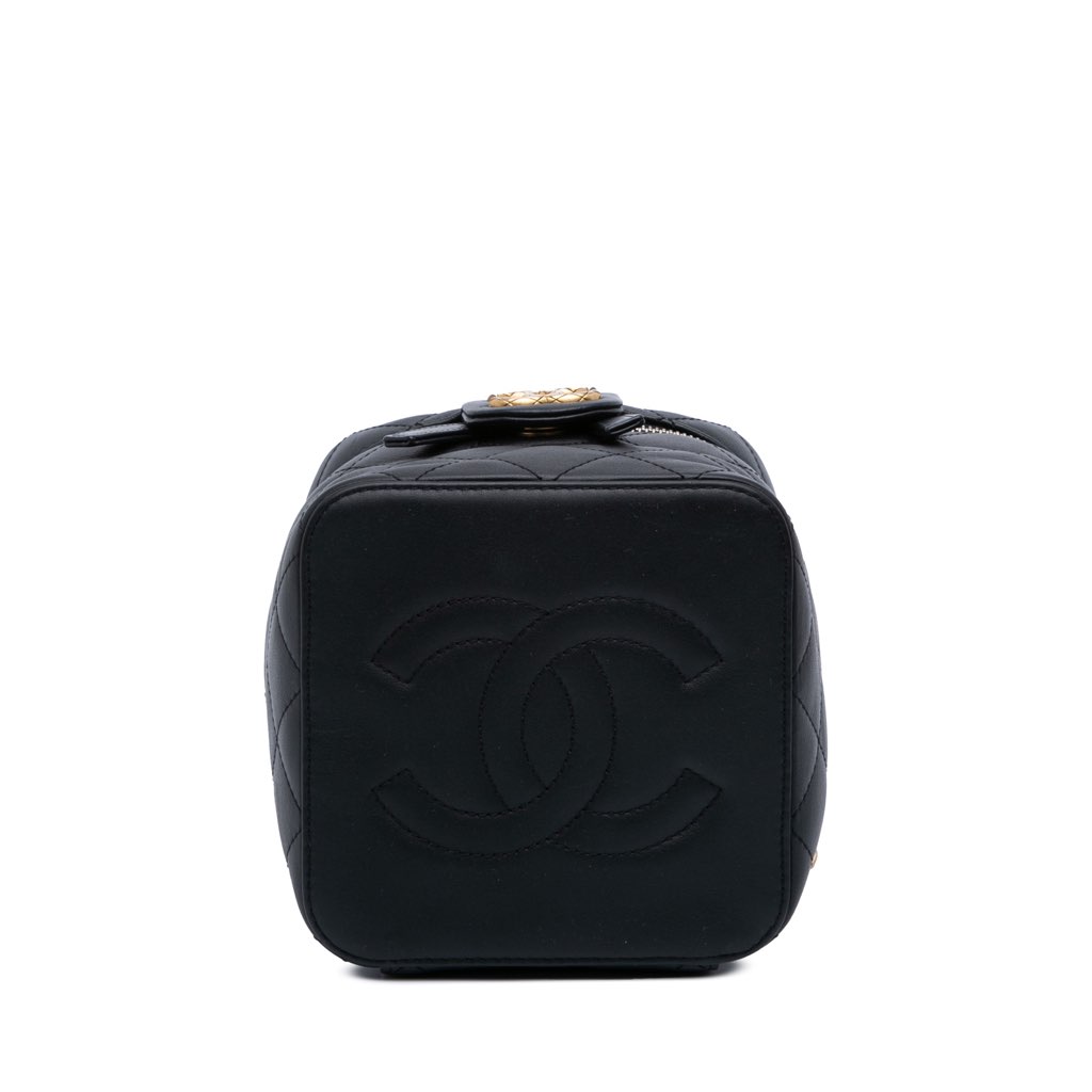 Chanel Small CC Lambskin Vanity Case - Image 6