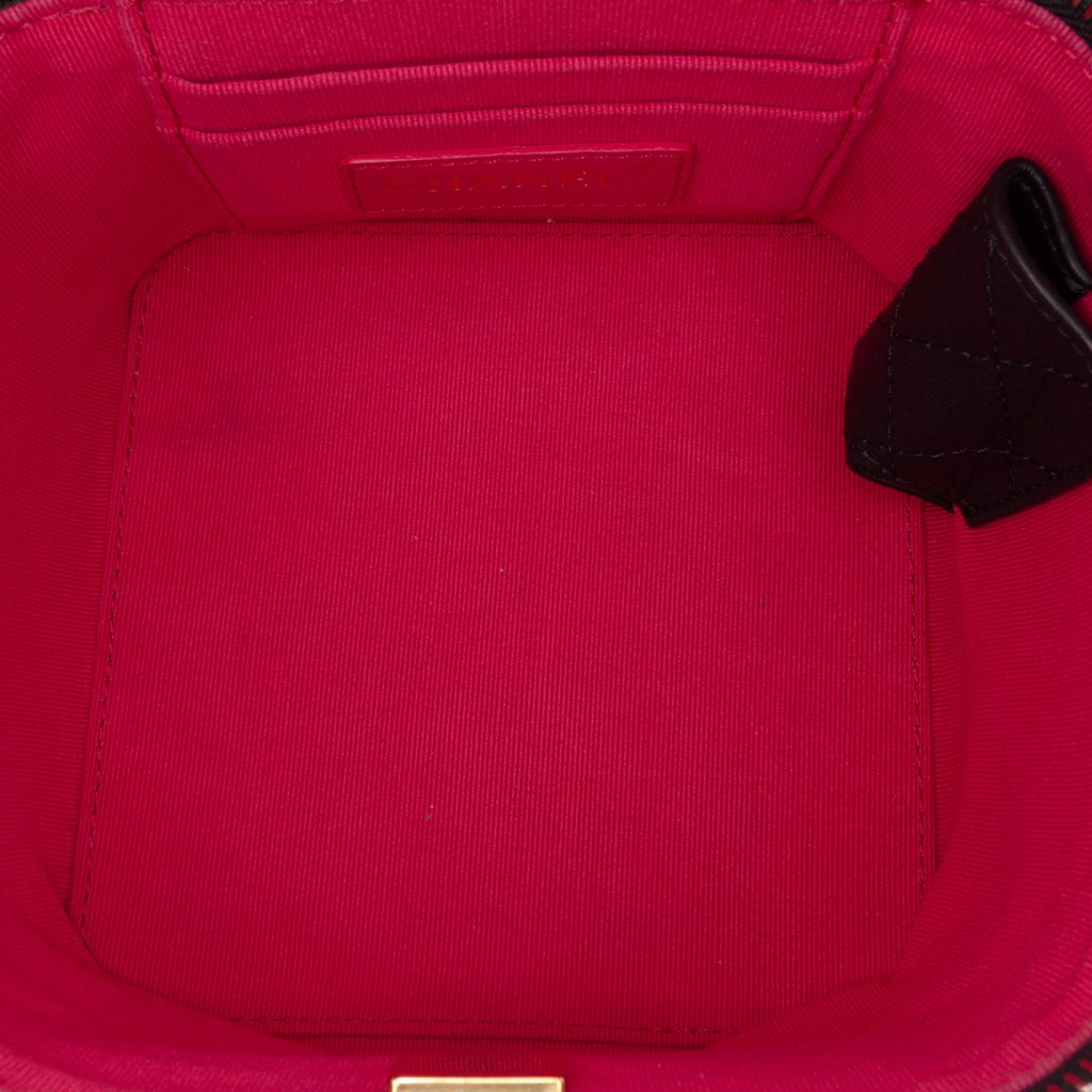 Chanel Small CC Lambskin Vanity Case - 4