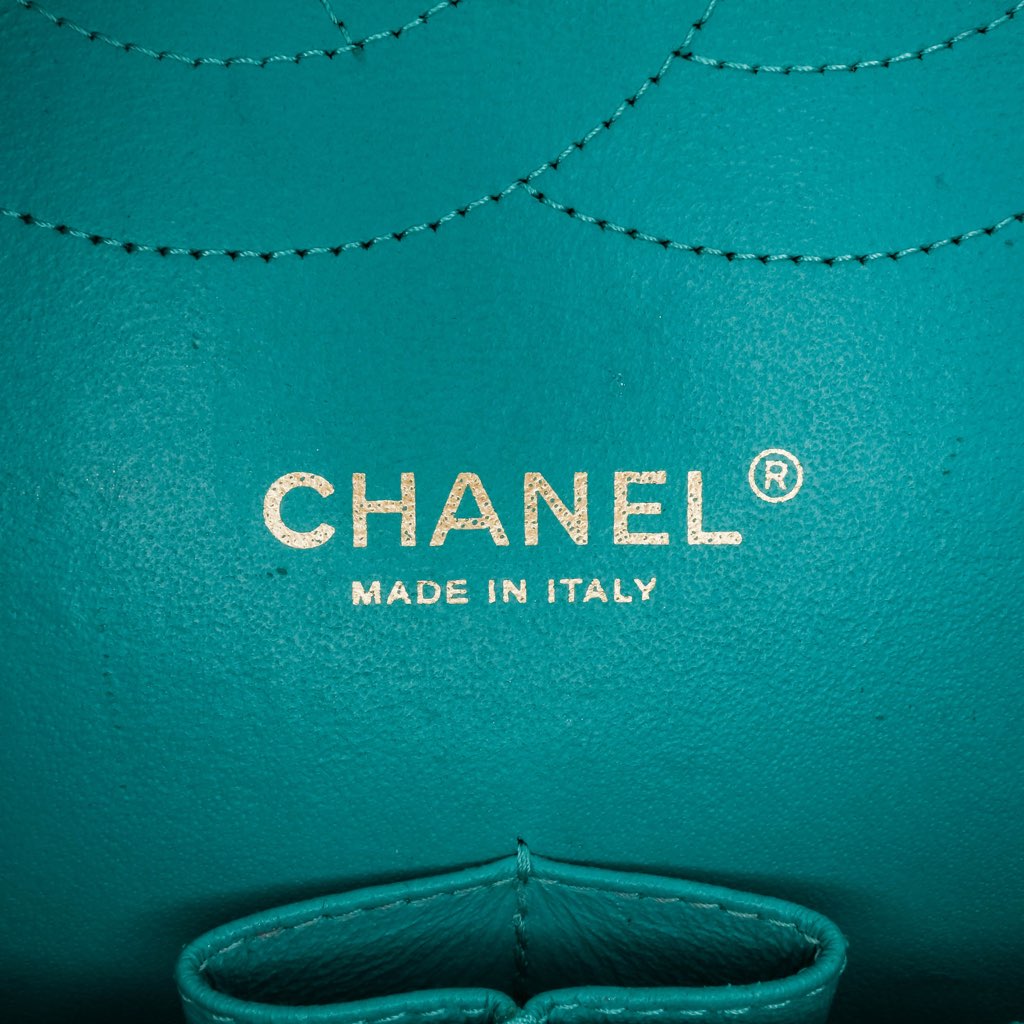 Chanel Jumbo Classic Lambskin Double Flap - Detail 2