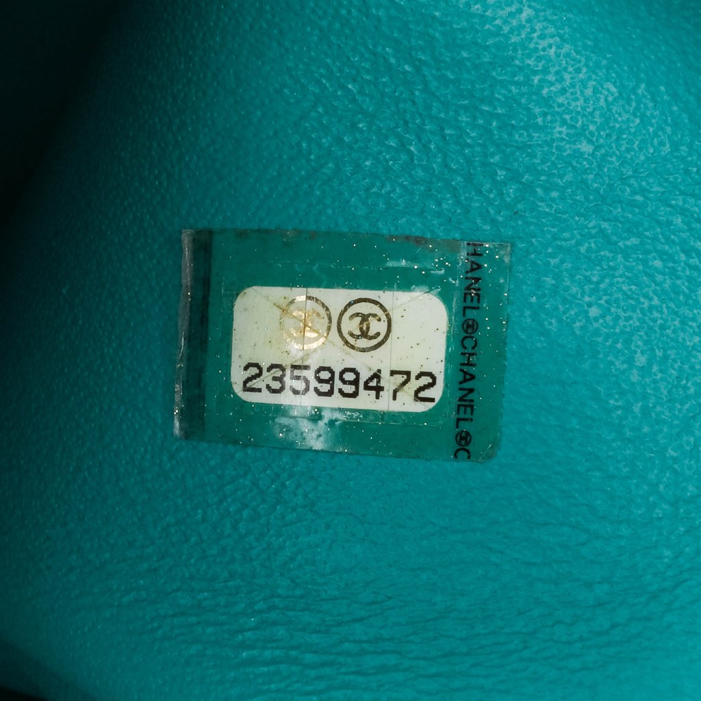 Chanel Jumbo Classic Lambskin Double Flap - Image 10