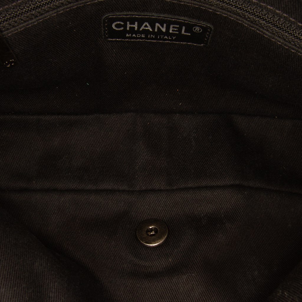 Chanel Medium Quilted Iridescent Caviar Easy Flap - 4