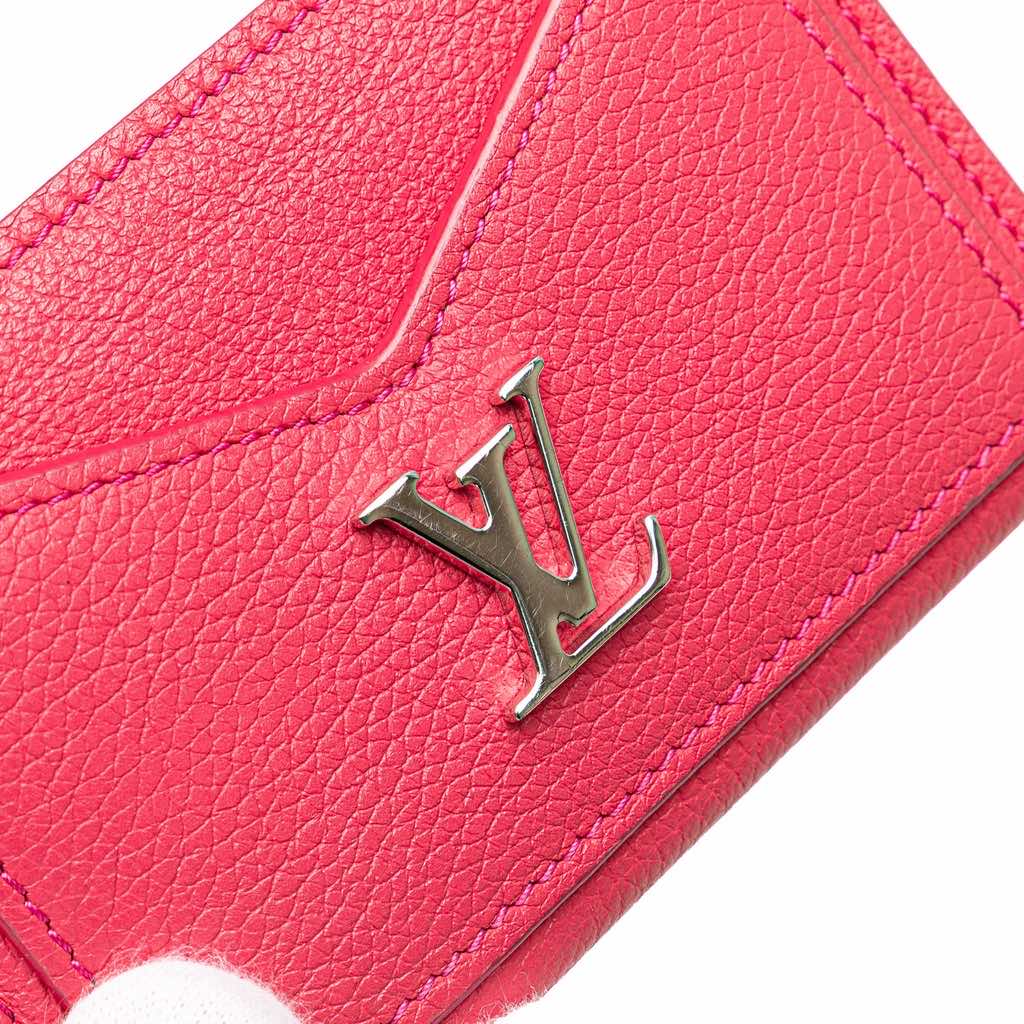 Louis Vuitton LockMe Card Holder - Detail 2