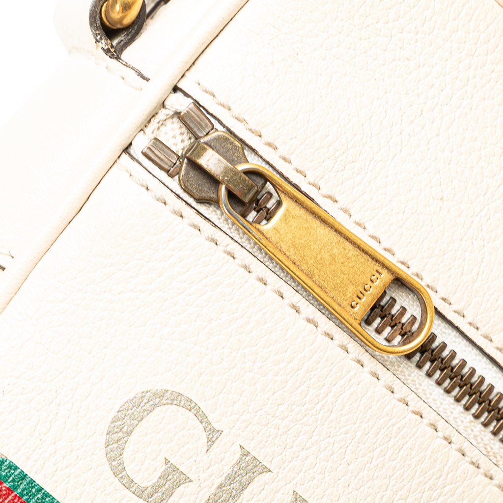 Gucci Mini Grained Leather Logo Crossbody - Detail 2