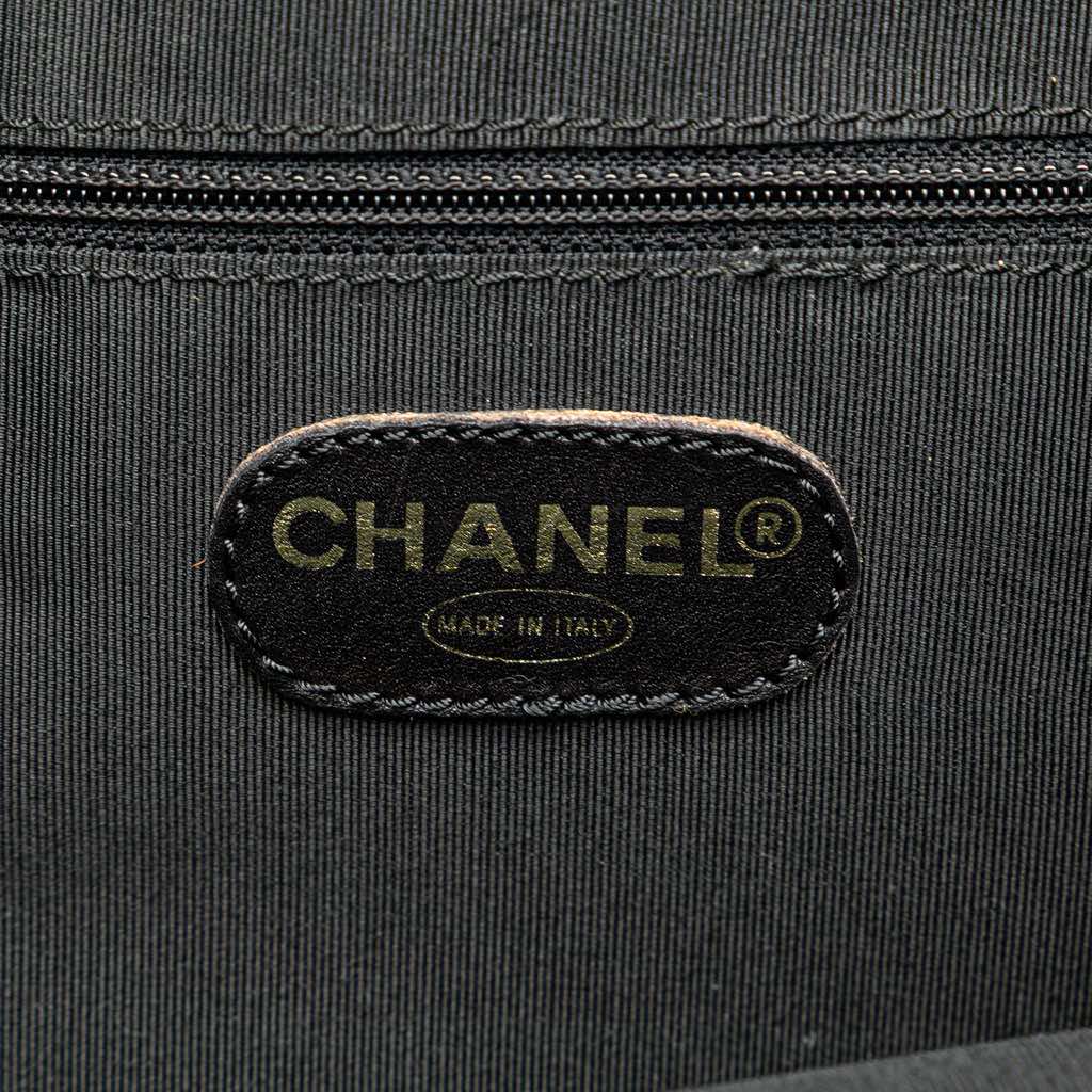 Chanel CC Caviar Leather Tote - 5