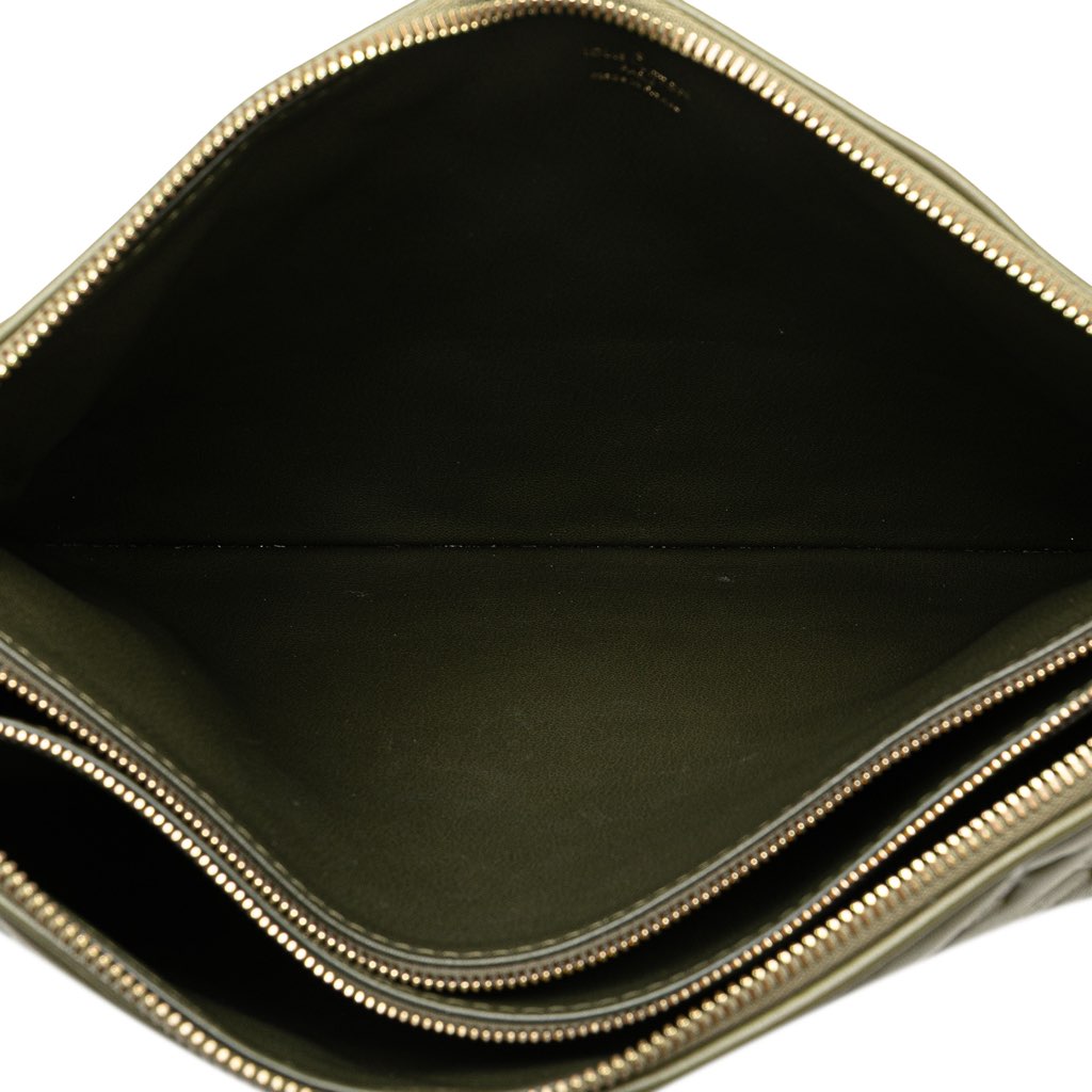 Louis Vuitton Monogram Embossed Puffy Lambskin Coussin MM - Detail 1