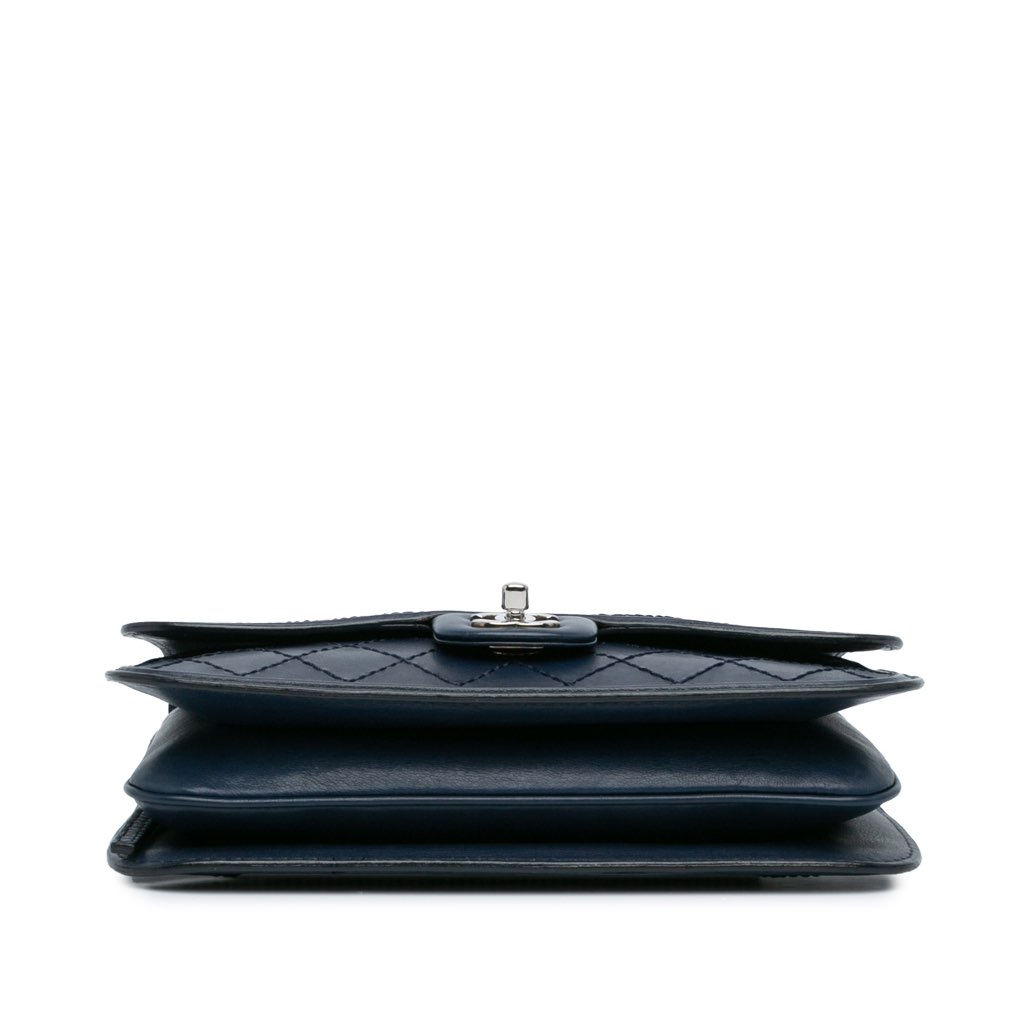 Chanel Medium Stitched Calfskin Citizen Flap - Image 6