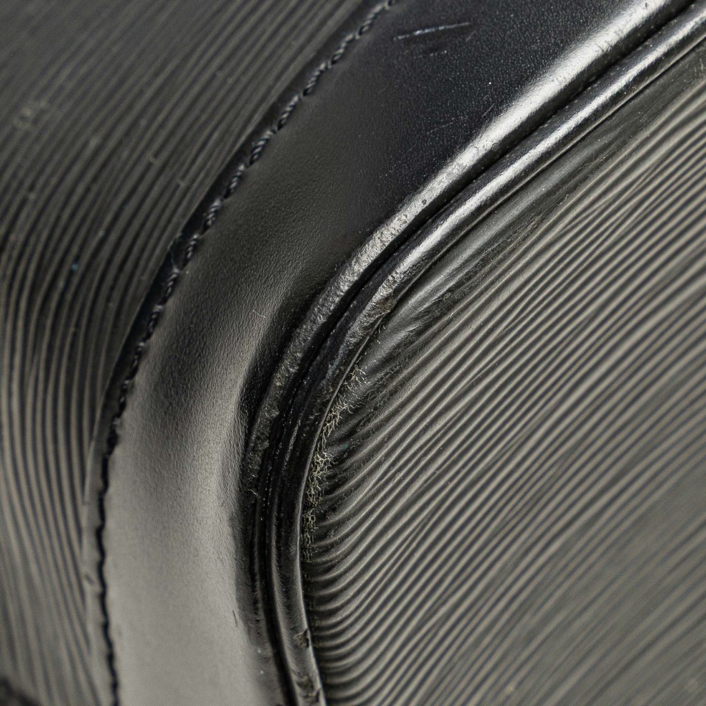 Louis Vuitton Epi Alma PM - Detail 1