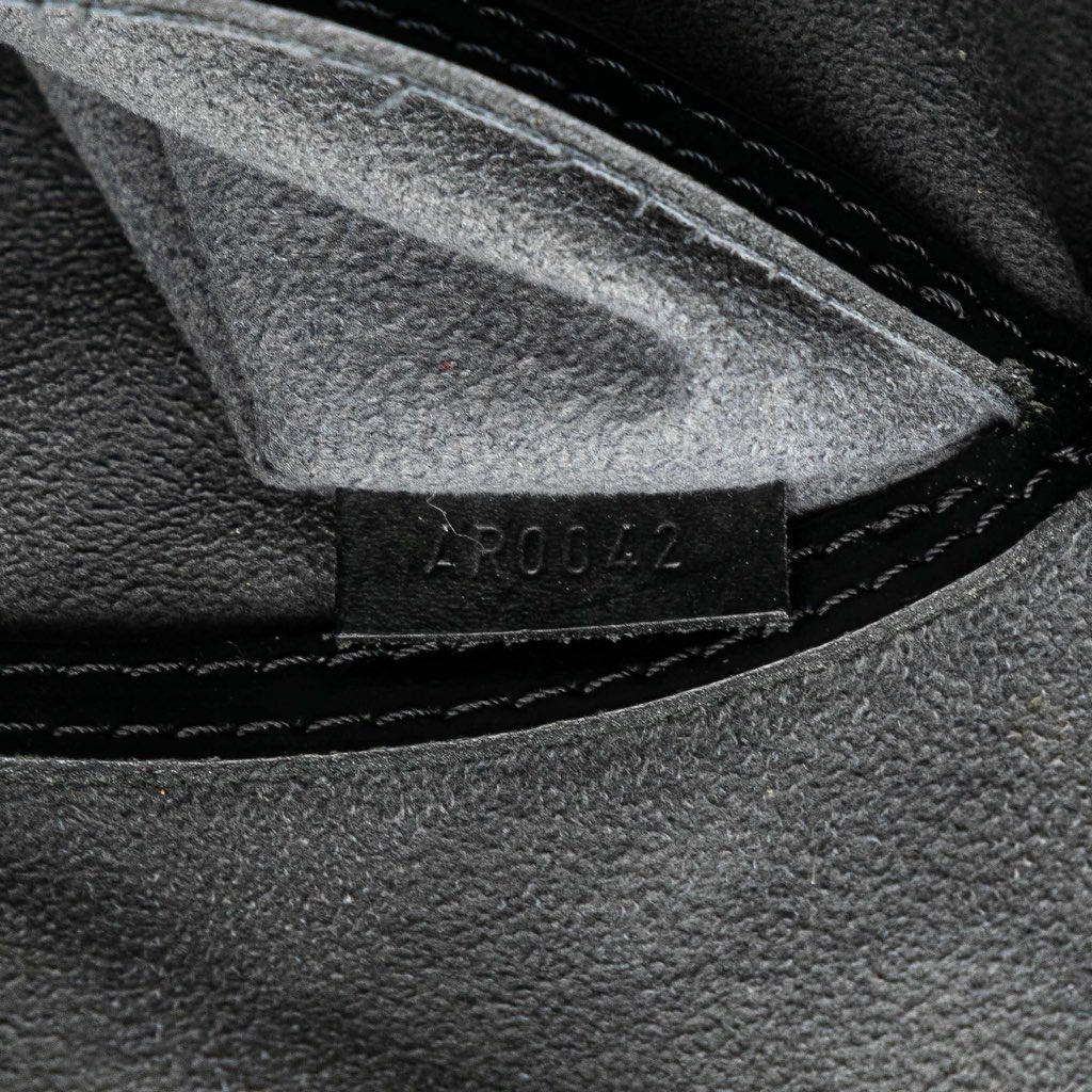 Louis Vuitton Epi Alma PM - Image 10