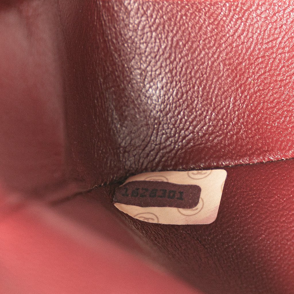 Chanel Small Classic Lambskin Double Flap - Detail 2