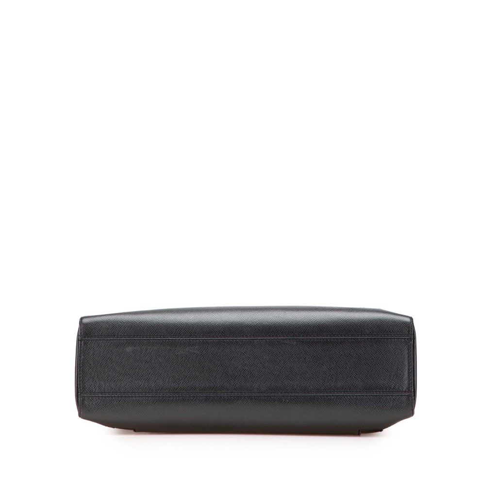 Louis Vuitton Taiga Kasbek PM - Image 6