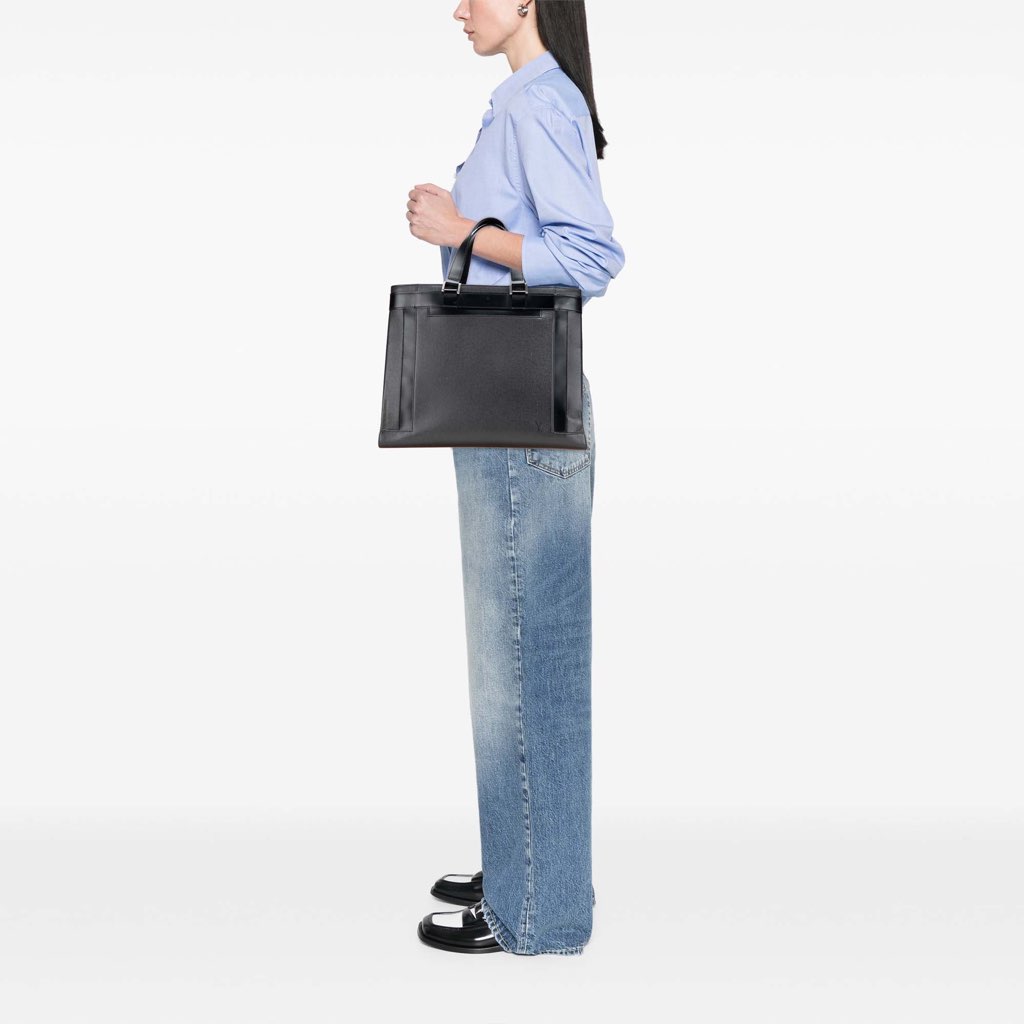 Louis Vuitton Taiga Kasbek PM - Image 11