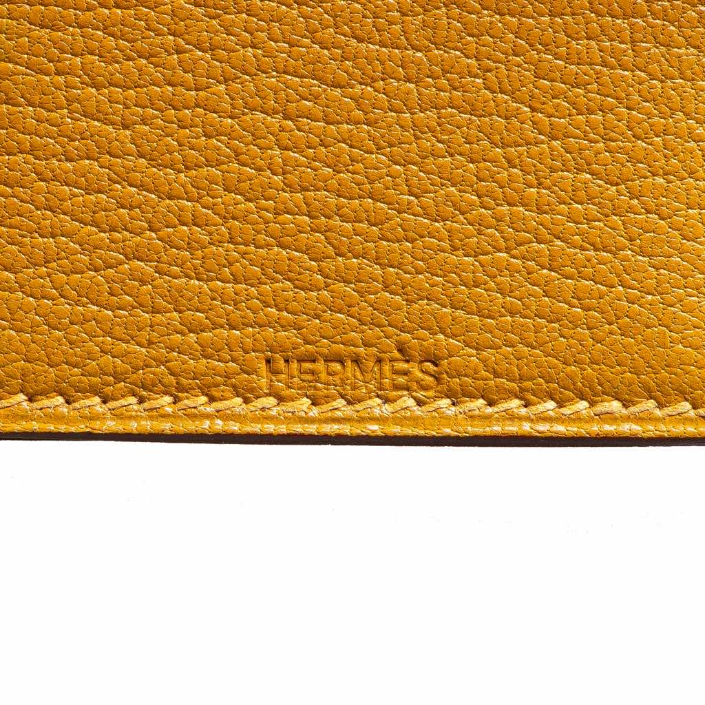 Hermès Chevre Mysore Grand Papa 6 Views Photo Holder PM - 3