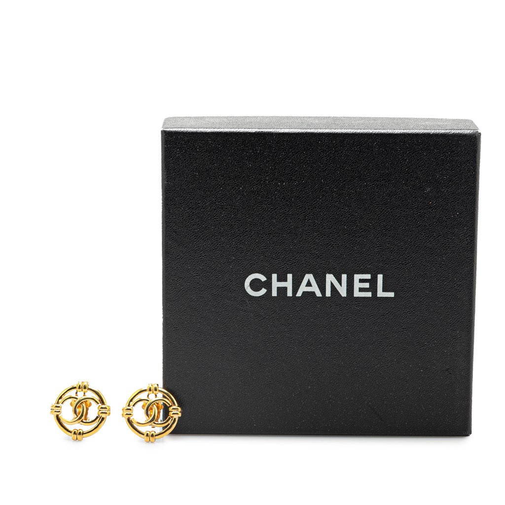 Chanel Gold Plated CC Round Clip On Earrings - 4