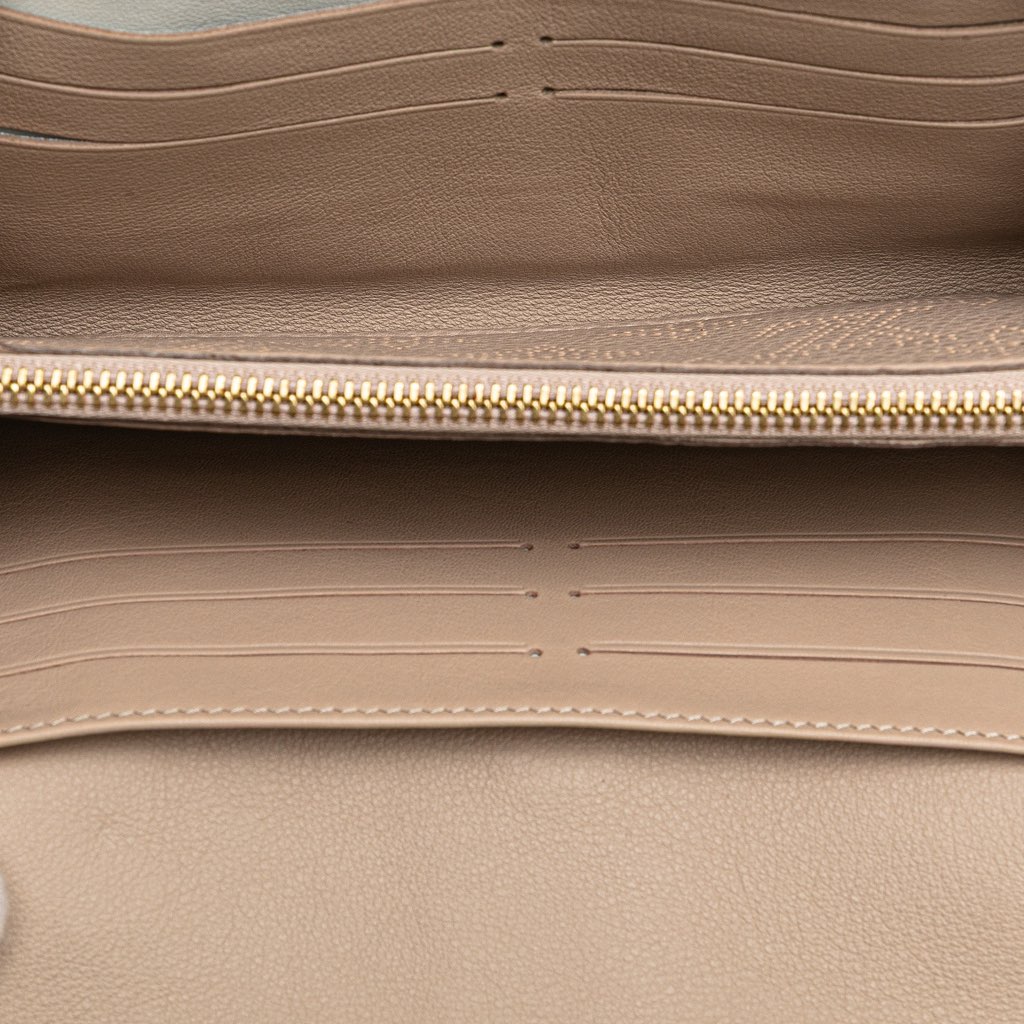 Louis Vuitton Monogram Mahina Iris Wallet - 4