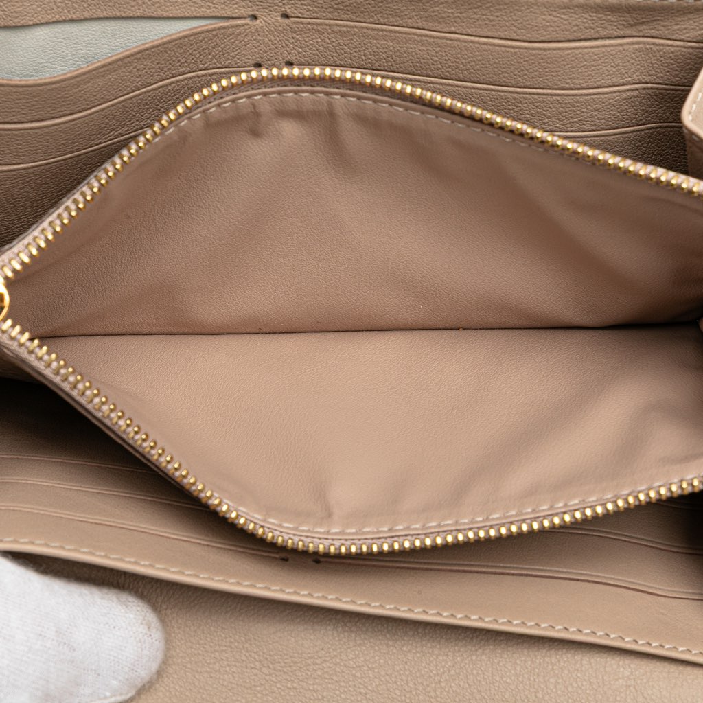 Louis Vuitton Monogram Mahina Iris Wallet - 5