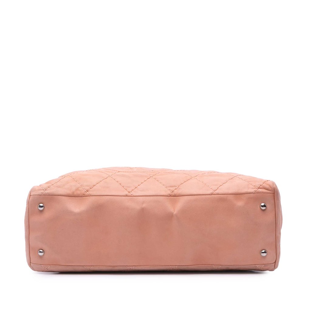 Chanel Small Iridescent Calfskin Sea Hit Tote - Image 6