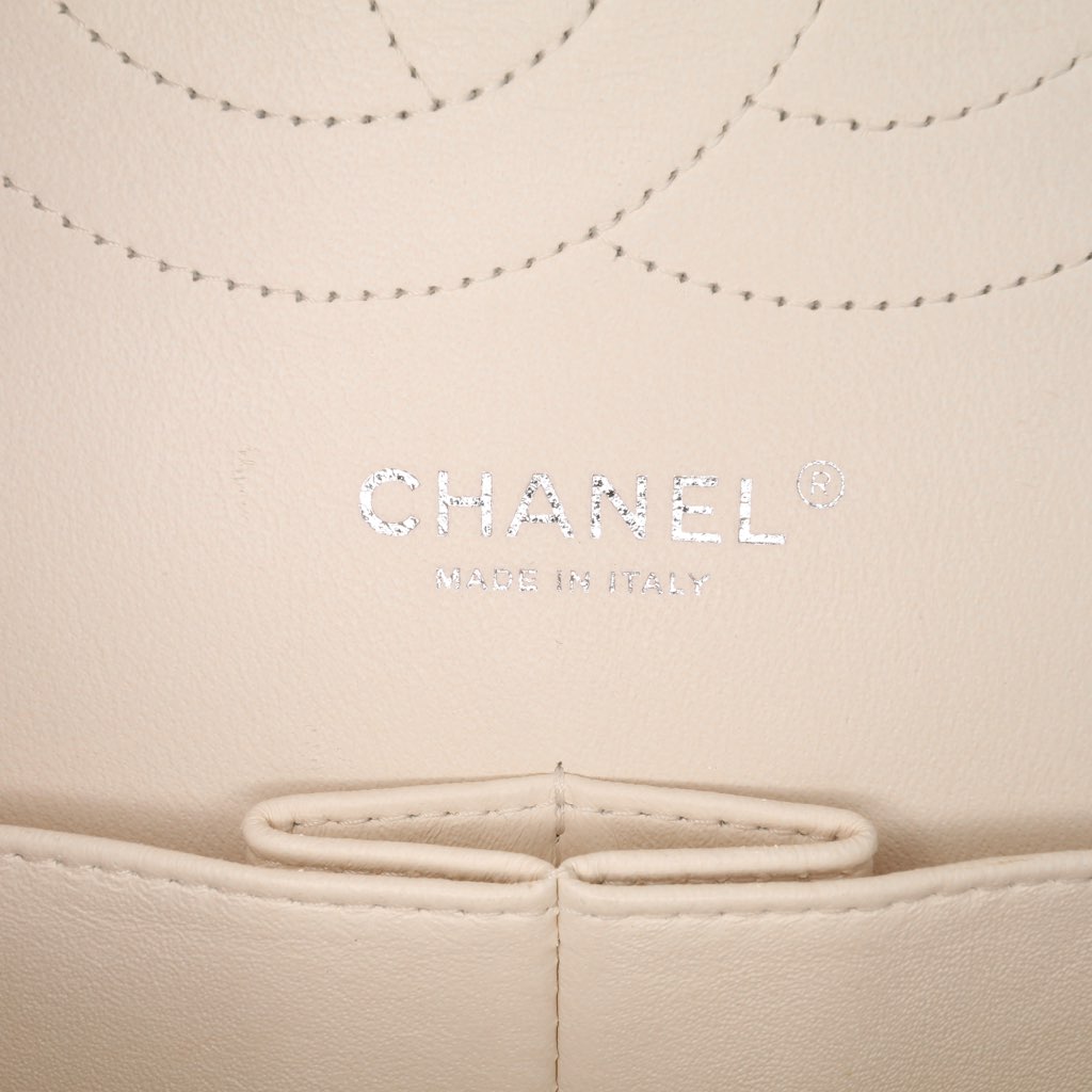 Chanel Jumbo Classic Caviar Double Flap - Detail 1