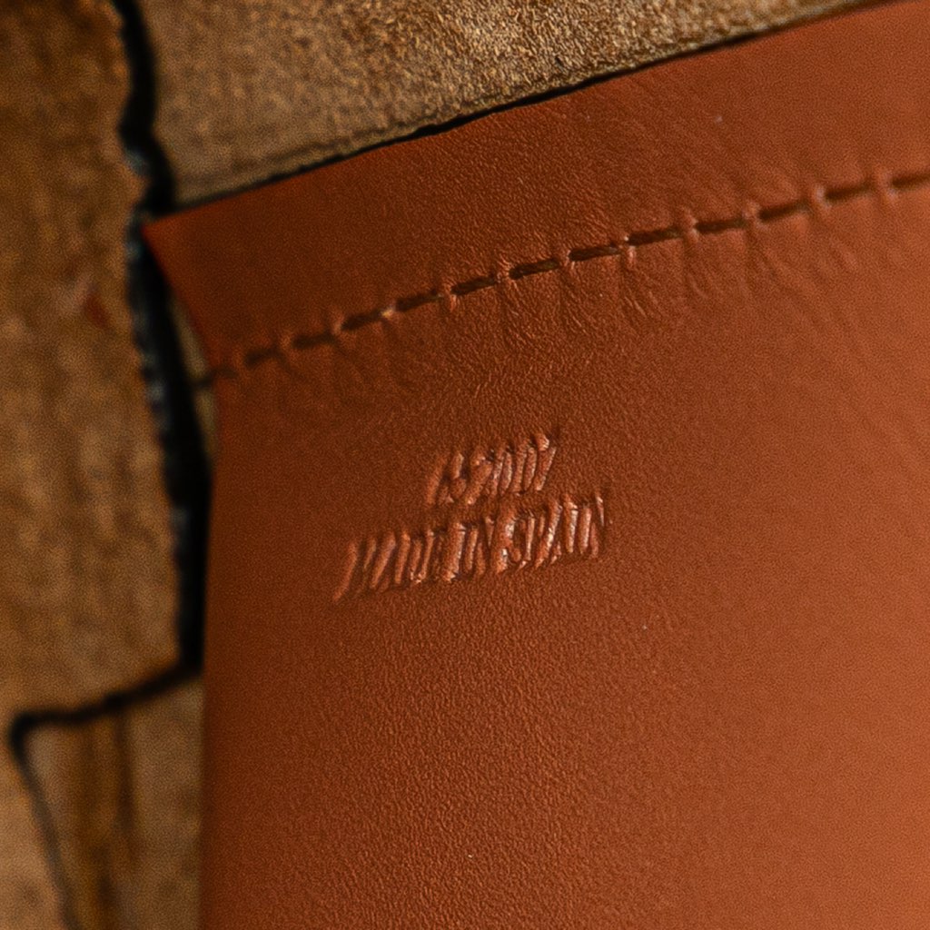 Loewe Calfskin Bamboo Bucket Bag - Detail 1