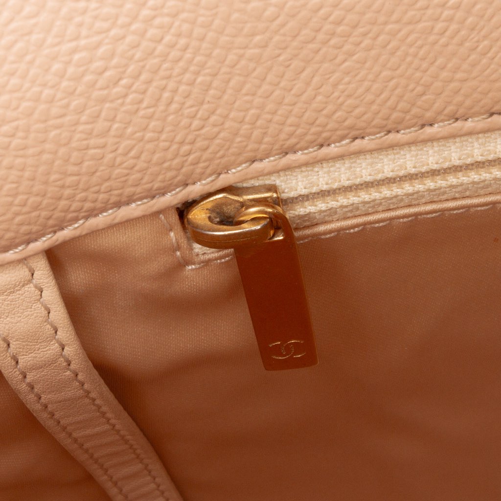 Chanel Caviar Grand Shopping Tote - Detail 2