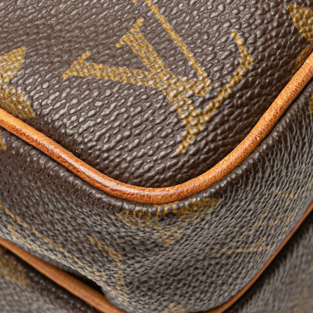 Louis Vuitton Monogram Mini Amazone - Image 12