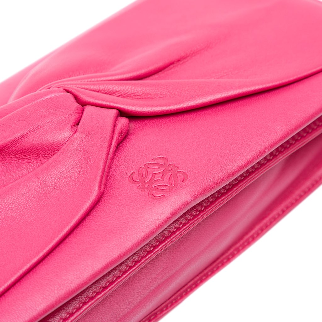 Loewe Anagram Nappa Bow Tie Clutch with Chain - Detail 2