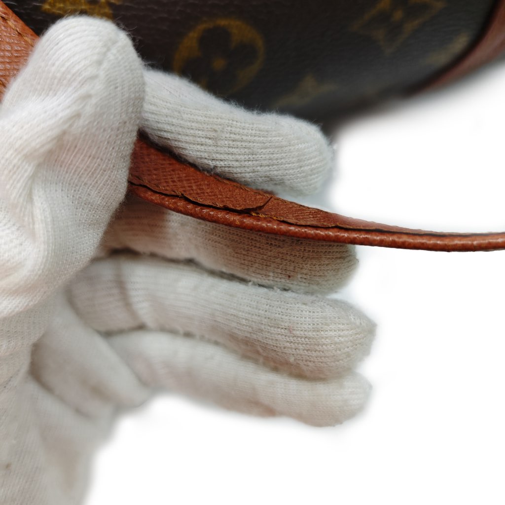 Louis Vuitton Monogram Papillon 26 - Image 10