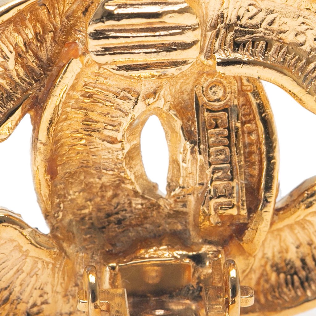 Chanel Gold Plated CC Quilted Clip On Earrings - 3