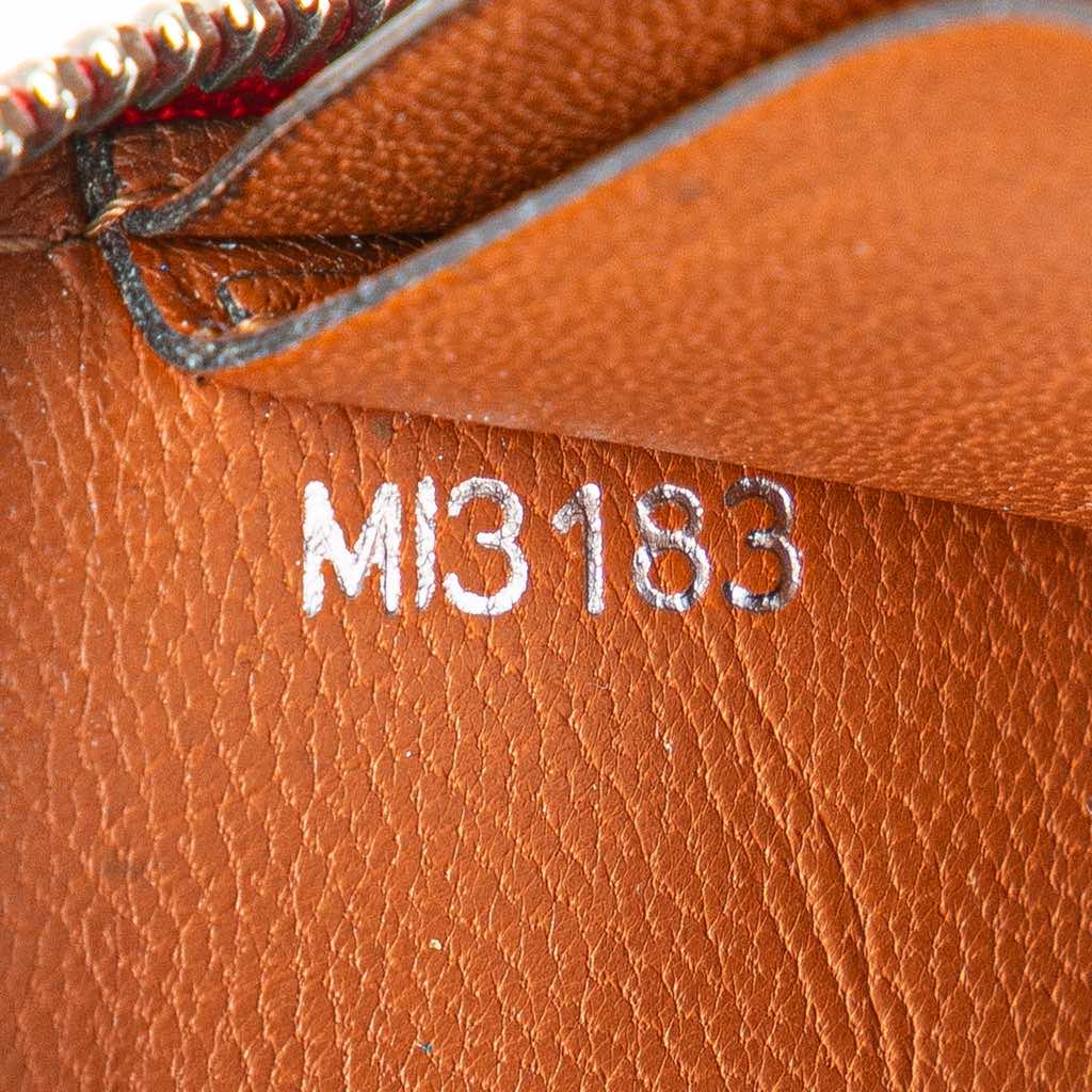 Louis Vuitton Leather Articles de Voyage Zippy Long Wallet - Detail 1