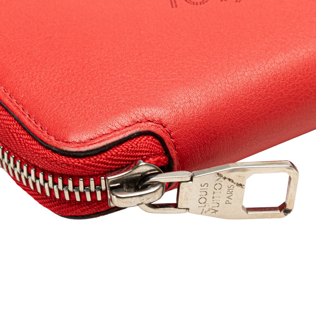 Louis Vuitton Leather Articles de Voyage Zippy Long Wallet - Detail 2