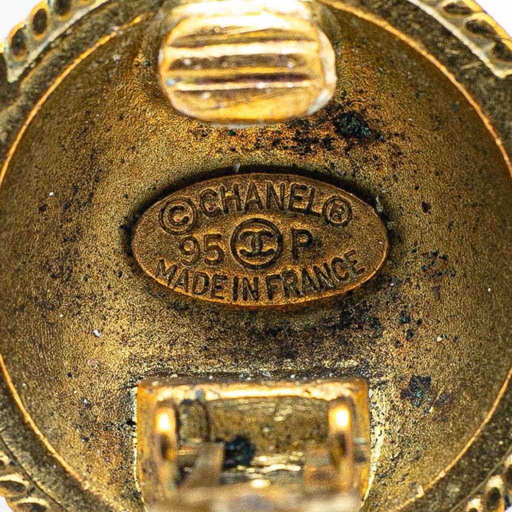 Chanel Gold Plated CC Round Clip On Earrings - 3