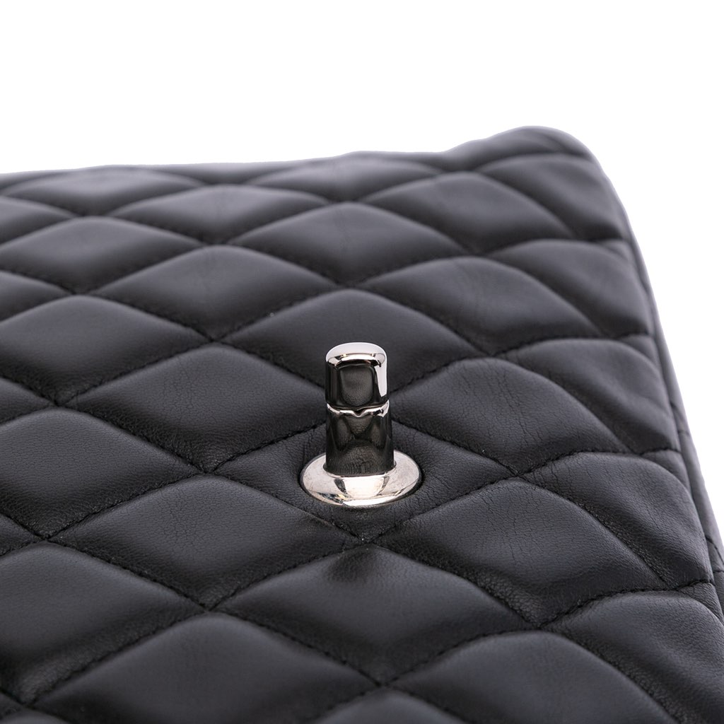 Chanel Maxi Classic Lambskin Single Flap - Image 10