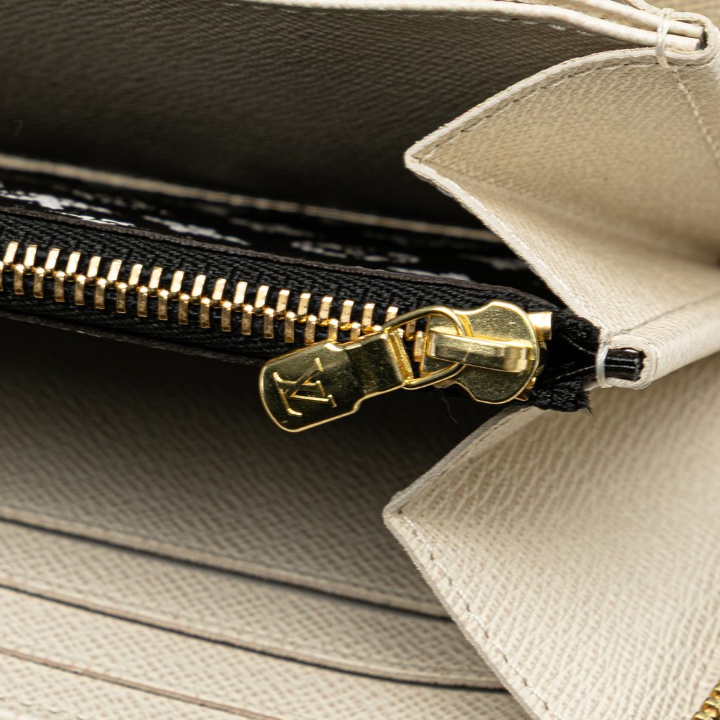 Louis Vuitton Monogram Giant Jungle Zippy Wallet - Detail 2